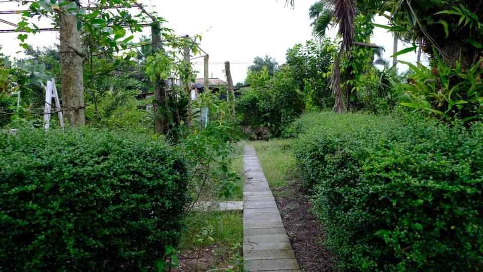 Vườn Nhà Ngoại Garden * Hô Chi Minh-Ville