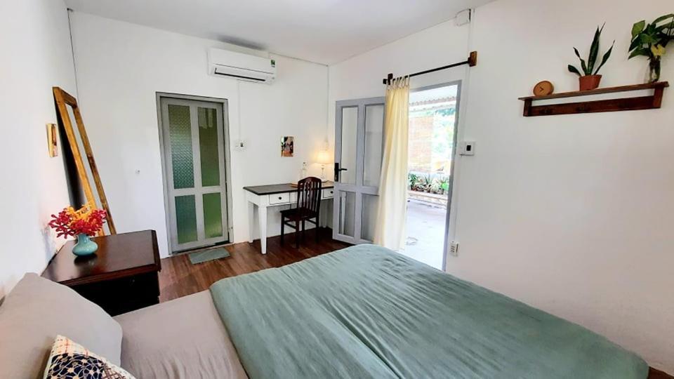 Vườn Nhà Ngoại Garden * Hô Chi Minh-Ville